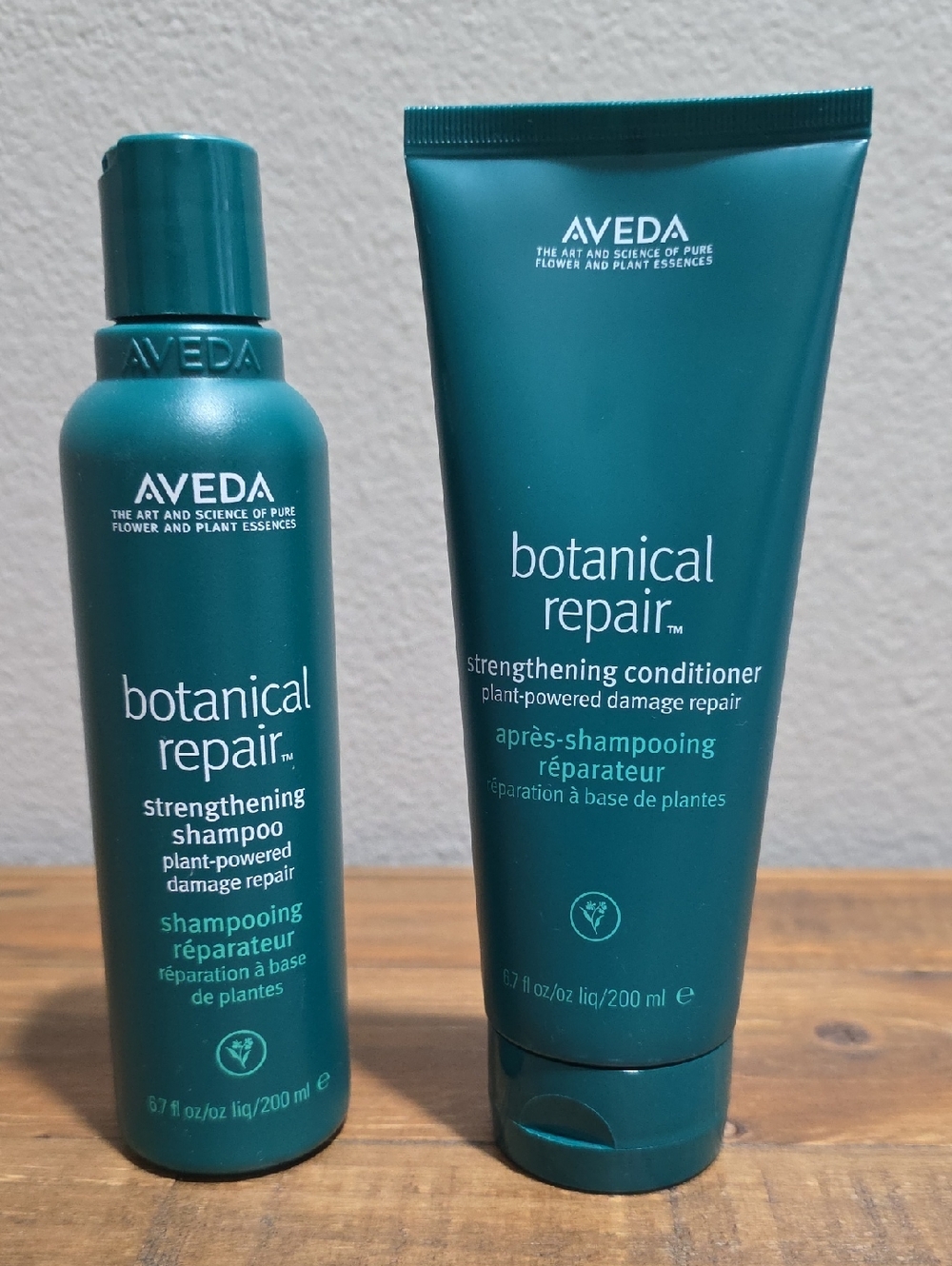 AVEDA botanical repair strengthening shampoo & conditioner -